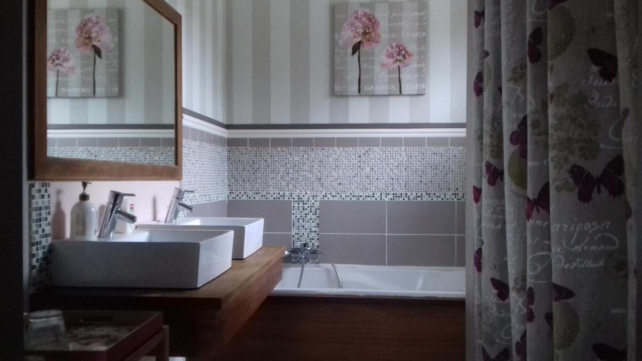 Chambre Dans Maison Privee Awoingt Екстериор снимка